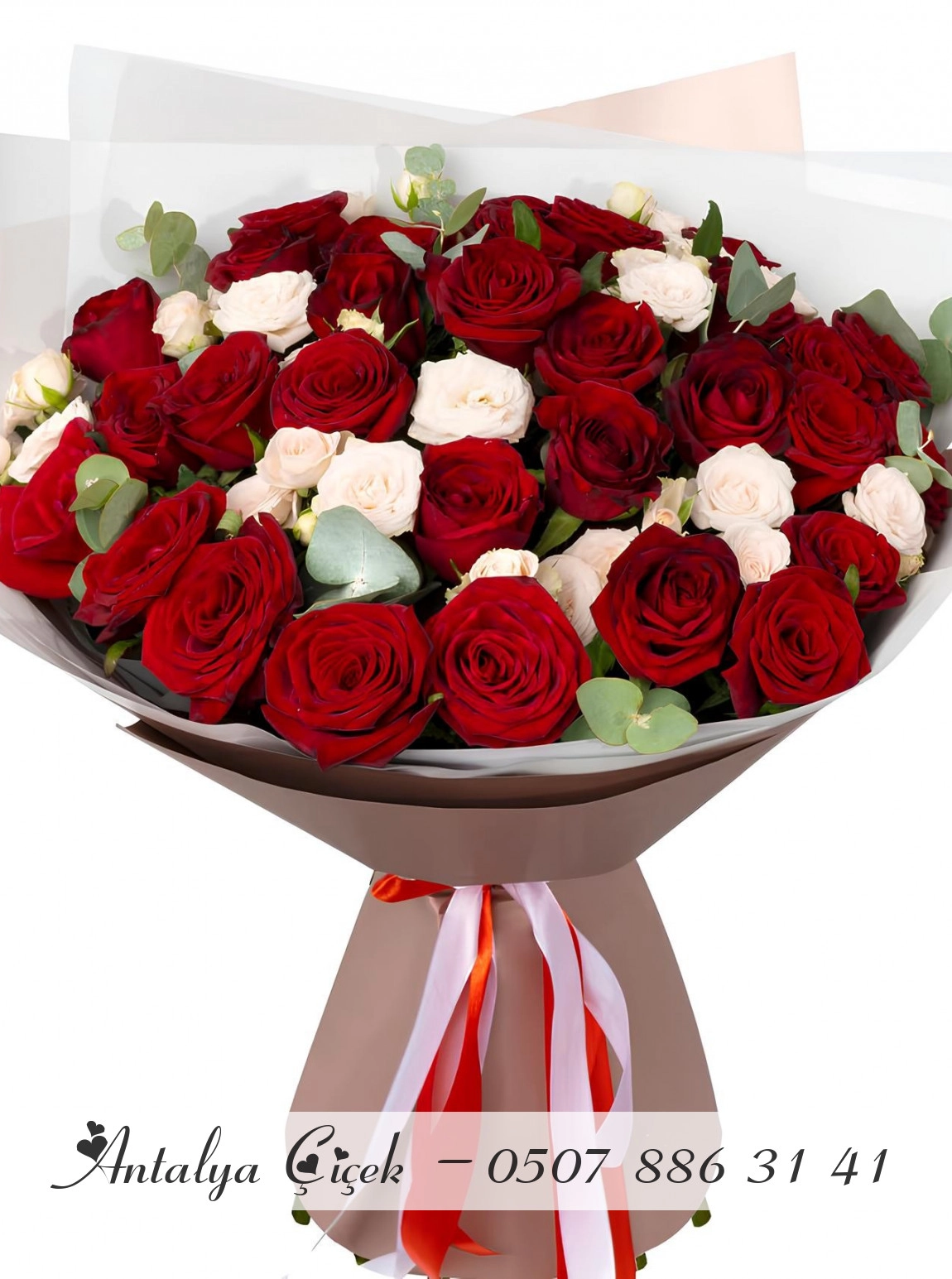 29 Kırmızı Gül ve 12 Beyaz Gül Buketi