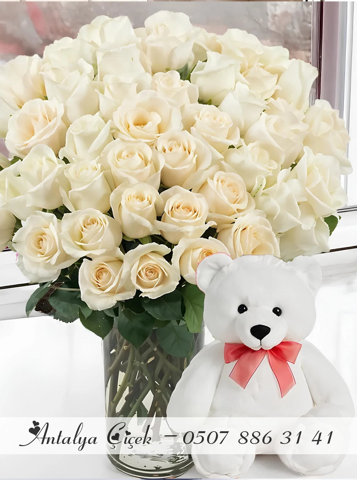 40 Tane Beyaz Gül ve Ayıcık