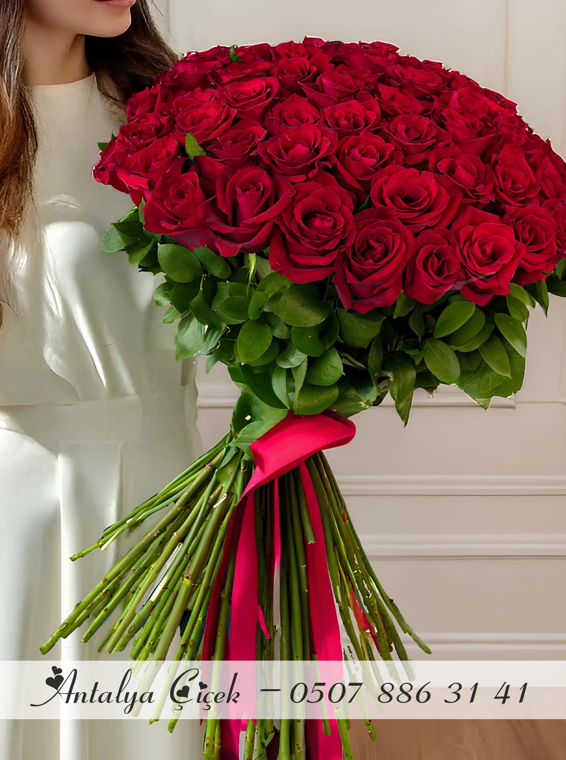 50 Kırmızı Gül Buketi