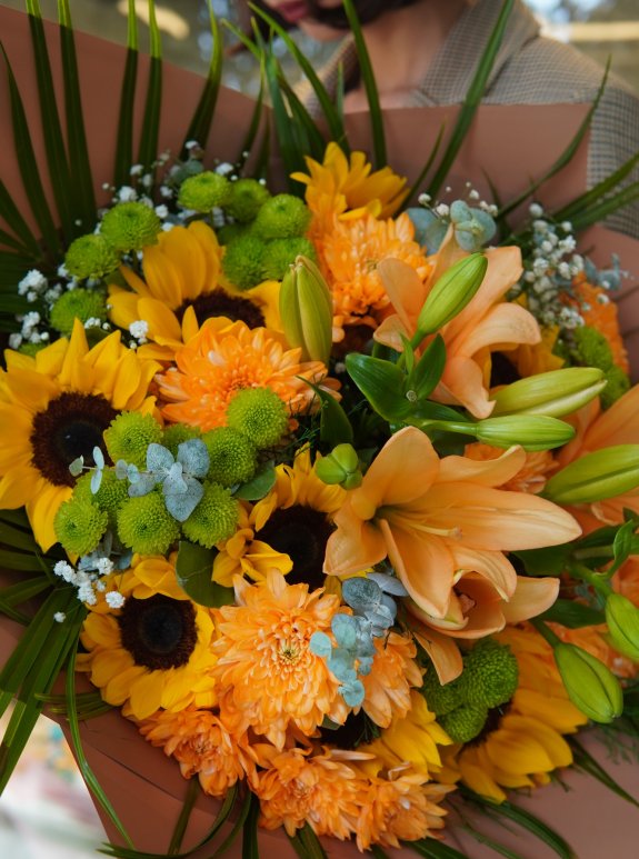 Ayçiçeği Ve Kasımpatı Buketi